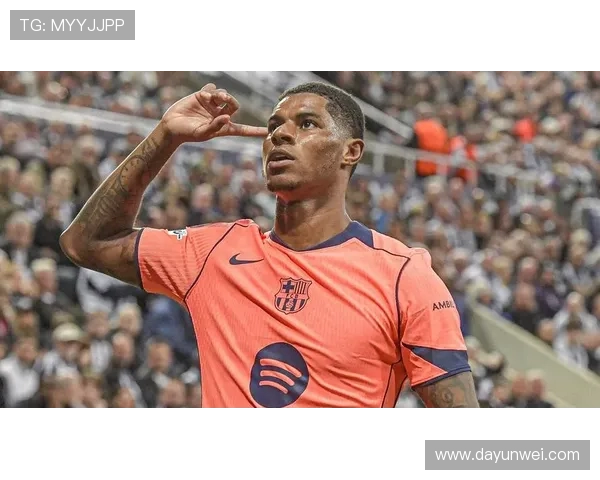 英媒：巴萨想留拉什福德不付买断